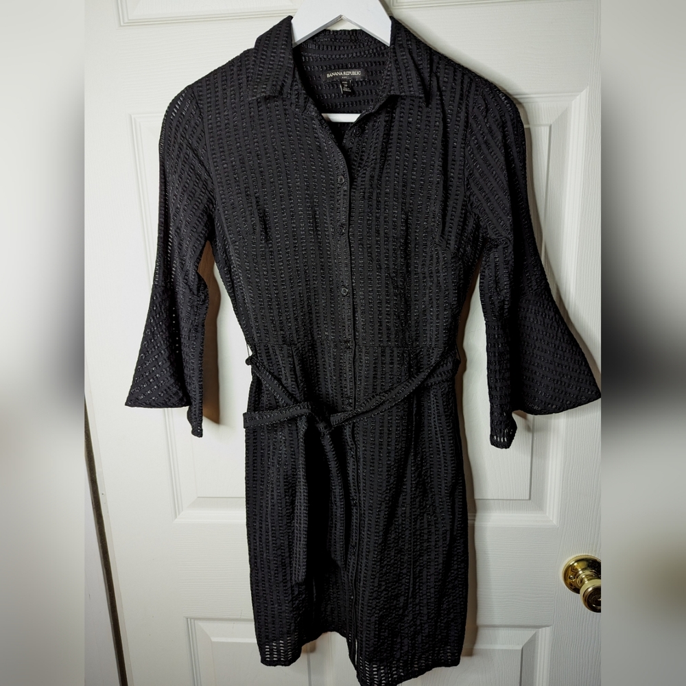 Banana Republic black button front belted dress size 2 Petite